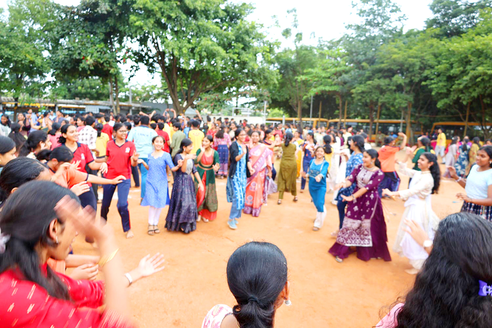 RVK - Banashankari Celebrates Sri Krishna Janmashtami with Devotion and Dahi Handi (10)