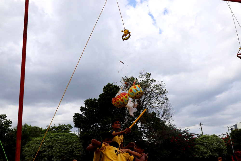 RVK - Banashankari Celebrates Sri Krishna Janmashtami with Devotion and Dahi Handi (3)