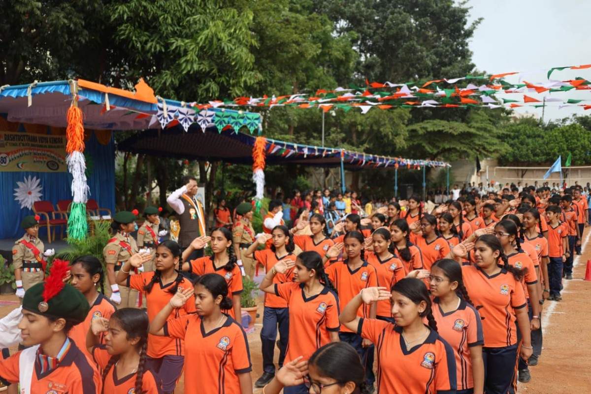 RVK - Banashankari Honours Top Achievers and Freedom Fighters on 80th Independence Day (13)